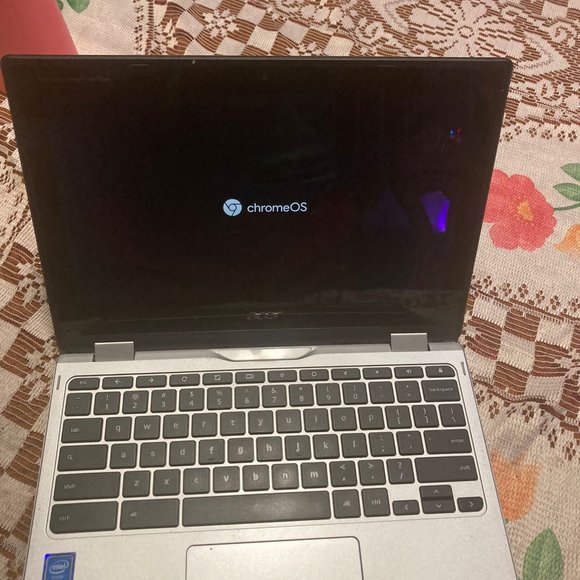 Laptop - Picture 5 of 6